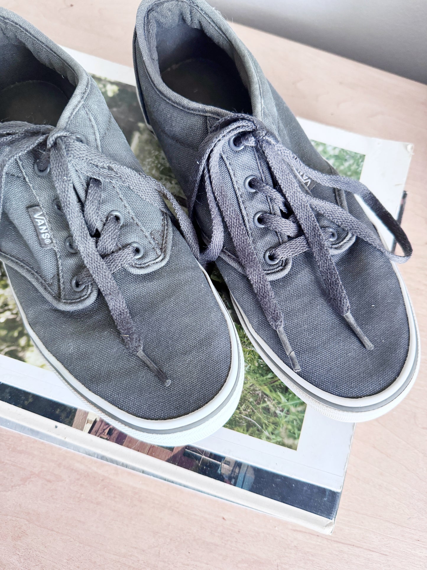 Grey Vans 5Y