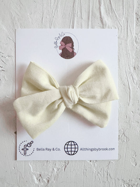 Pastel yellow pinwheel