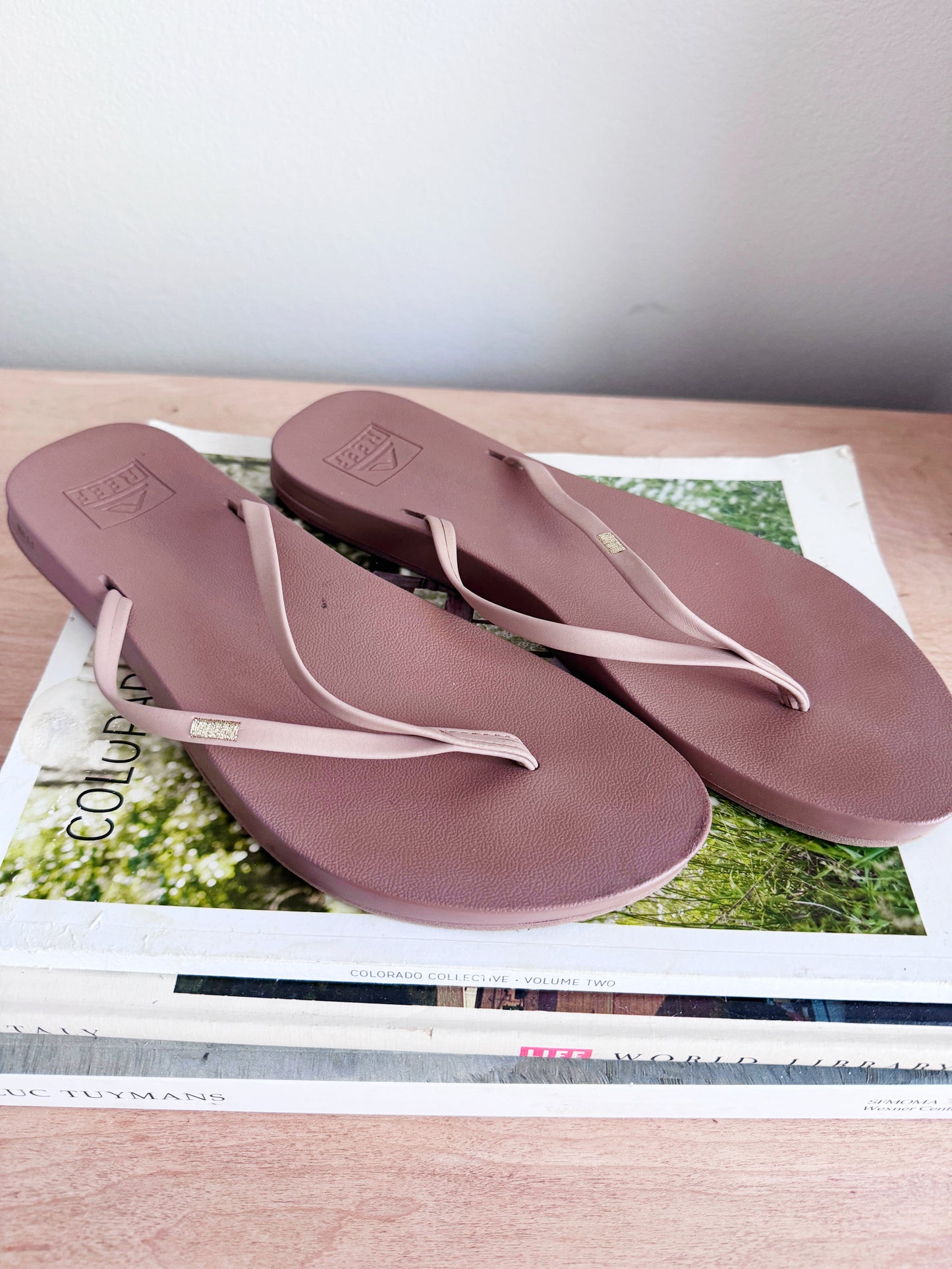 Brown Reef sandals 8W